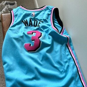 youth medium Dwayne Wade jersey